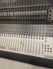Digidesign Focusrite Control 24 MC124 + M-Audio Studio Monitors Bundle — Working