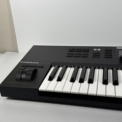 Native Instruments KOMPLETE Kontrol S49 MK2 Keyboard Controller-Read Description