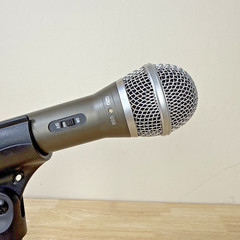 Samson Q2U Dynamic USB Microphone for Recording and Podcasting