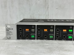 Behringer DI800 Ultra-DI Pro 8-Channel Active Direct Box #5143 (One) THS