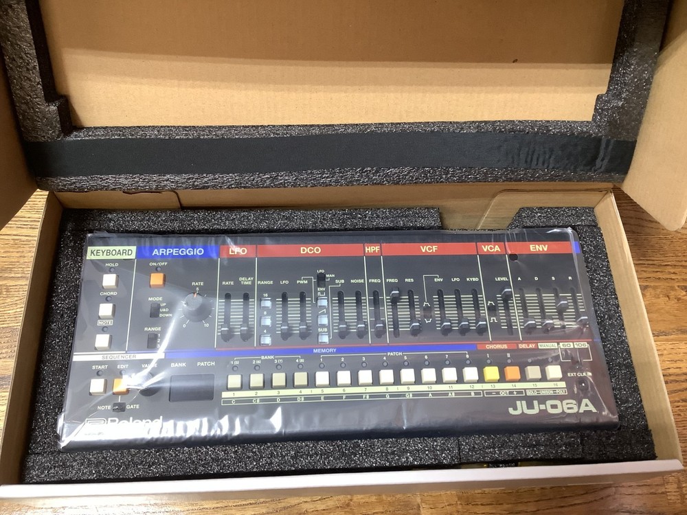 NEW Roland JU-06A Boutique Analog Synthesizer Module of JUNO-60