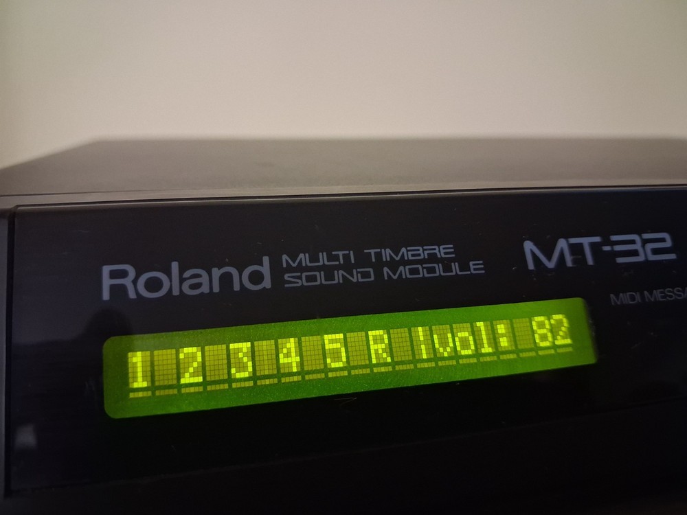 Roland Multi Timbre Sound Module MT-32 W/ Original Roland adapter Tested Works