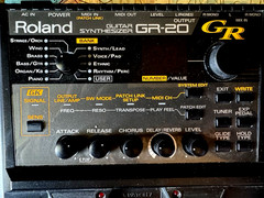 Roland GR-20 Guitar Synthesizer Floor Unit, 469 Presets Works A+, P/S Incl