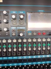 Allen & Heath QU-16 Chrome Edition Digital Mixer w/Power Cord -ReadAd- For Parts