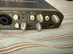 M-Audio Fast Track Pro Digital Recording Interface MIDI 2.0 Audio /No Ac Adapter