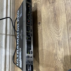 Used Behringer Ultramatch Pro SRC2496 AD/DA Sample Rate Converter Good Condition