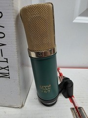 Mxl V67G Large Capsule Condenser Microphone w/ Mount – Green – Studio Recording
