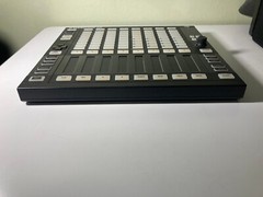 Native Instruments MASCHINE JAM Production & Performance MIDI Controller Used