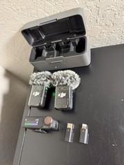 DJI Mic 2 Wireless Microphone System w/ Charging Case, USB-C & Lightning