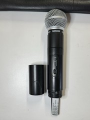 Shure UC2-UA Black Plastic Wireless HandheldDynamic MicrophoneSystem 782-806 MHZ
