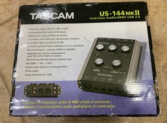 Tascam US144MKII USB 2.0 Audio MIDI Interface Bus-powered Good Working Condition