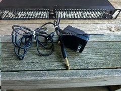 Alesis M-EQ230 Dual 1/3 Octave Precision EQ Equalizer w Power Adapter