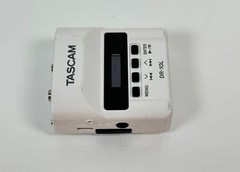 TASCAM DR-10L Portable Stereo Lavalier Mic Recorder 2016 Present – Black; AS-IS