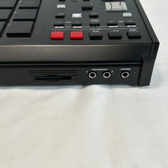 Akai Professional MPC2500 Music Production Center Unisex OS Black 128MB RAM