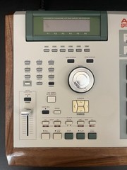 Custom Beige Akai MPC 2000XL w/ 8-Outputs, SD Card Reader, & Wood Panels