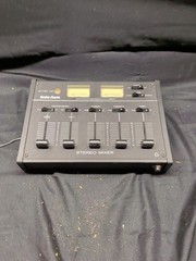 Radio Shack Stereo Mixing Console Model: 32-1101A (5) Channel Mic, Phono, Tape