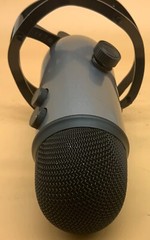 Blue Yeti Professional Multi-Pattern USB Condenser Microphone Silver Black Music