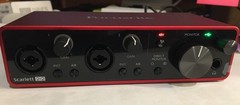 Focusrite Scarlett 2i2 2×2 Interface – 3rd Gen.