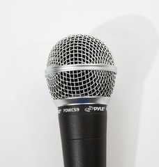Pyle PDMIC59 Professional Dynamic Microphone Unidirectional Stand / Handheld