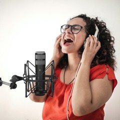 Geekria Shock Mount Mic Holder for Rode NT-USB, NT1-A, NT2-A, NT1000, NT2000
