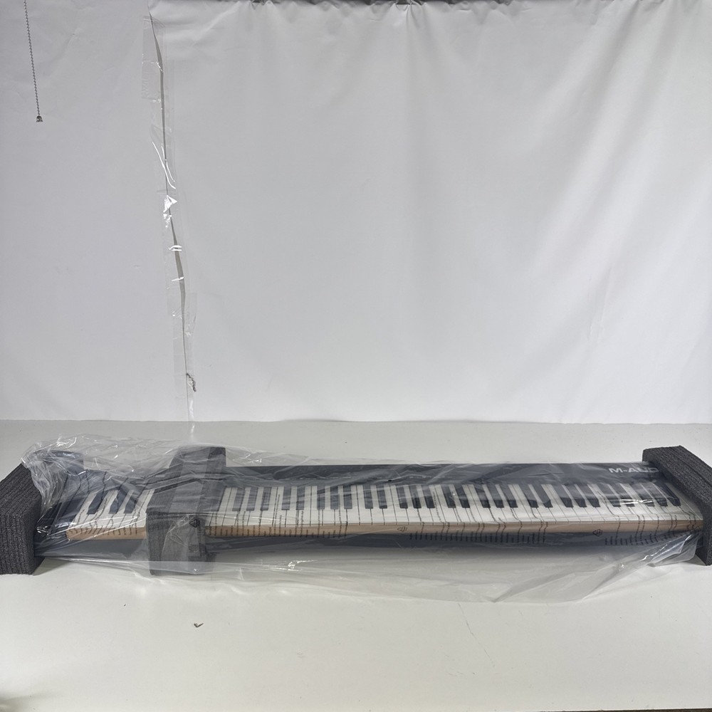 M-Audio Keystation 88 MK3 88-Key USB MIDI Keyboard Controller