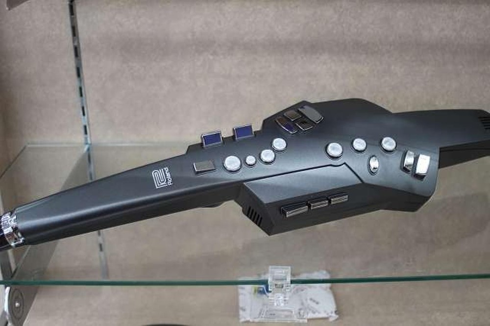 Roland AE-10G Aerophone Digital Wind Synthesizer Good GP