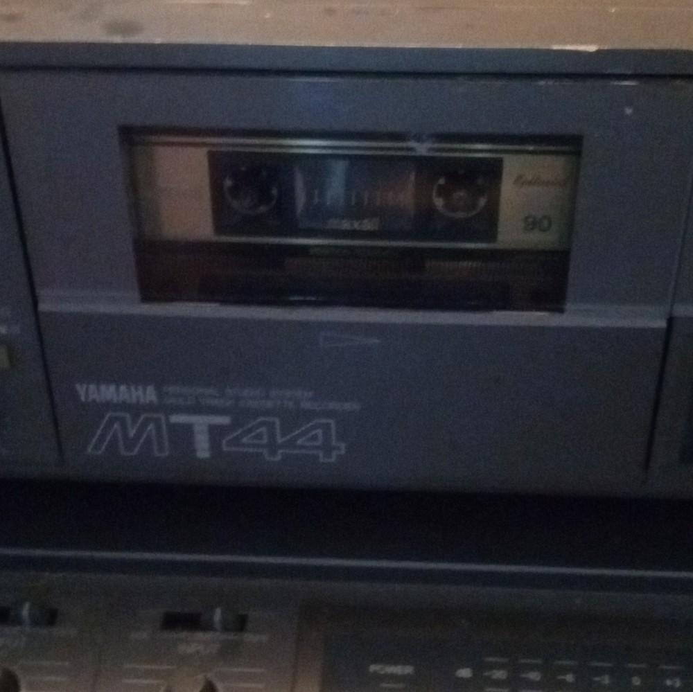 Yamaha MT44 4-Track Cassette Analog Recorder Analog In/Out Console/Tabletop
