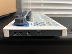 Arturia BeatStep Pro White Advanced MIDI Controller Sequencer With Custom Stand