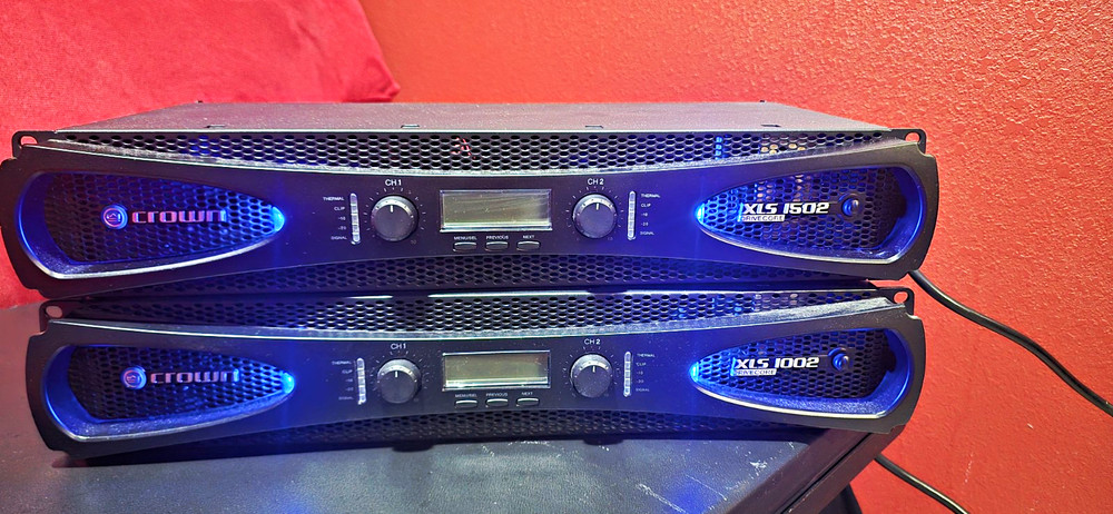 Crown XLS 1502 DriveCore 2-Channel Class D Rack Power Amp 525W XLR/RCA