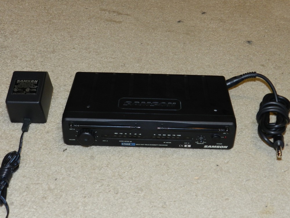 Samson Stage 55 Wireless System Microphone Receiver ONLY CH8 W/ AC ADAPTER