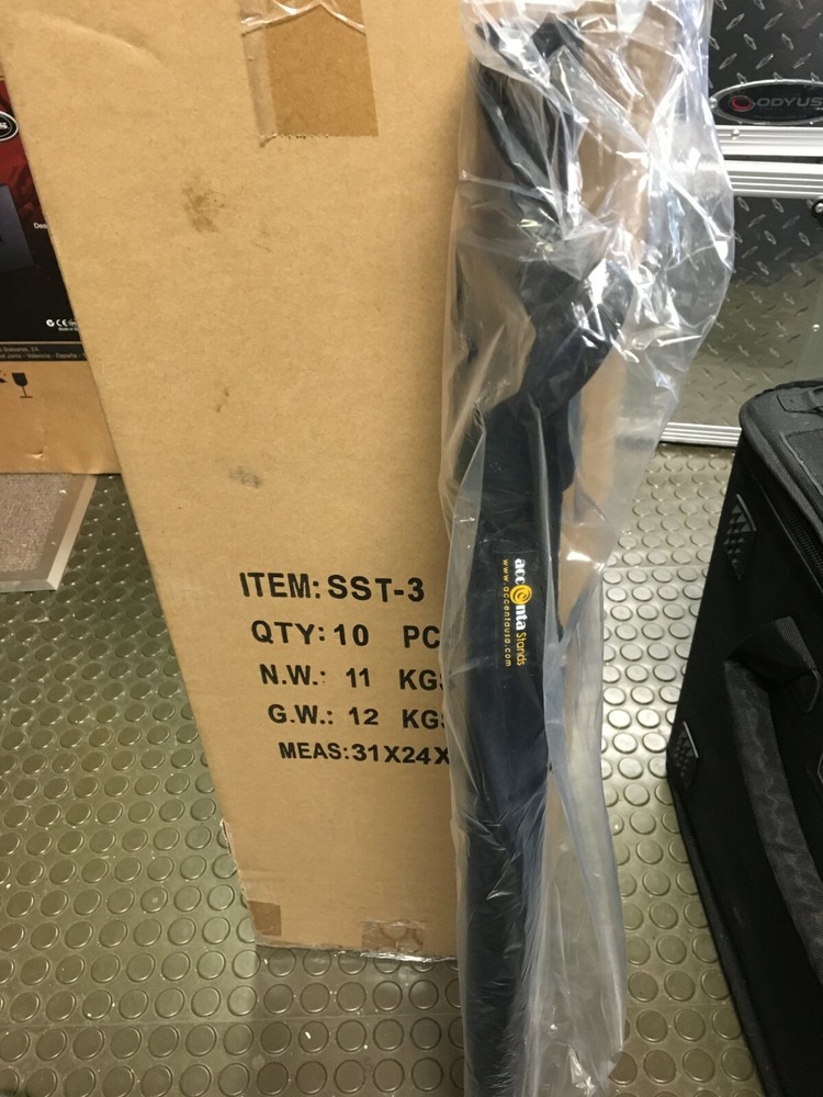 Accenta SST-3 Adjustable Speaker Pole