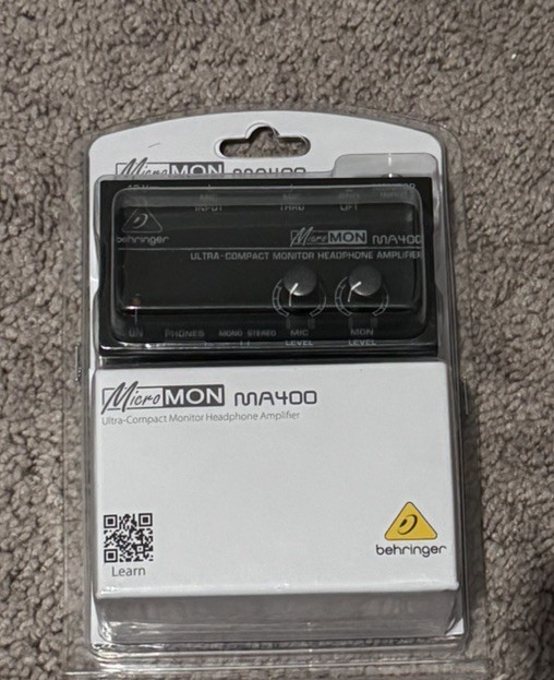 Behringer MA400 MICROMON Ultra-Compact Monitor Headphone Amplifier