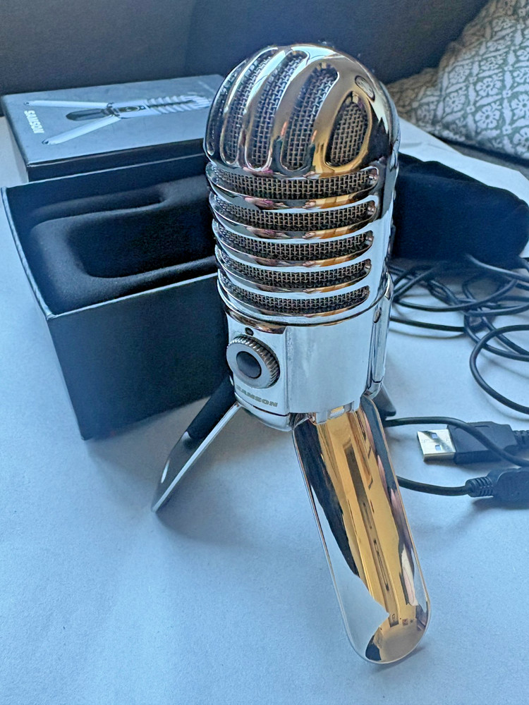 Samson Meteor Mic – Portable USB Studio Quality Condenser Microphone