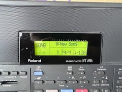 Roland Music Player MT-300s. Powers Up