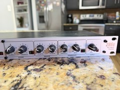 dbx 286s Microphone Preamp Channel Strip Processor w/ Compression & De-Esser