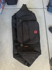 Gator Black Solid Rolling Duffle Bag Carry-On Travel Luggage Unisex Adult