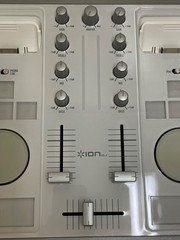 BRAND NEW Original Mixing Console Numark iPod iDJ Mixer