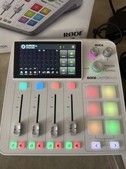 RØDECaster Duo Compact All-in-One Audio Music Production for Podcast & Streaming