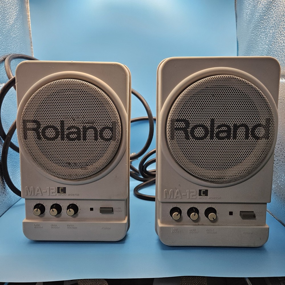Roland MA-12C Stereo Monitor Speakers Desktop PC Micro Monitor Pair Set Tested