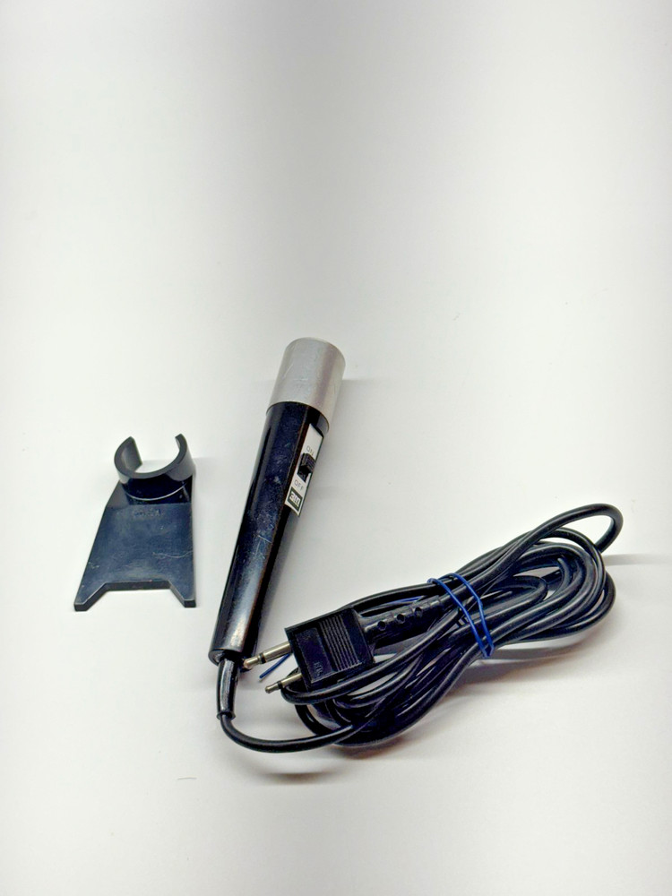 3M Vintage Microphone Black Silver Wired With Stand Used