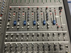 Crest HP 8 Analogue Mixing Console