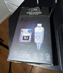 Xvive U4 Wireless In-Ear Monitor System 2.4GHz 6 Frequencies 5ms 5hr Battery