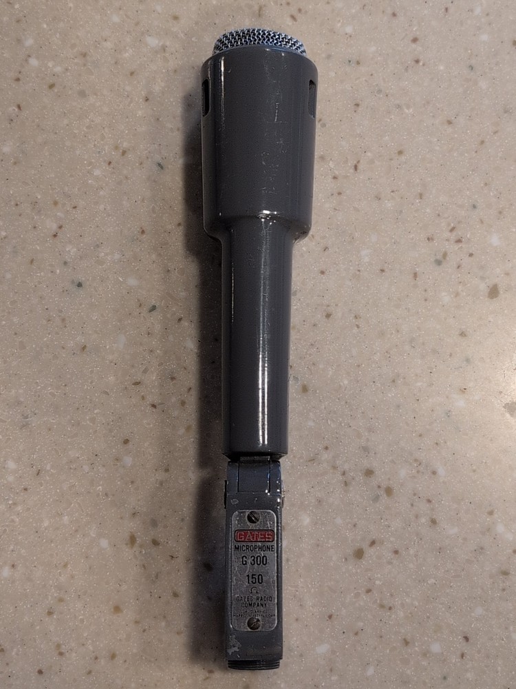 Vintage 1950’s Gates G-300 / Electro Voice 664 dynamic microphone