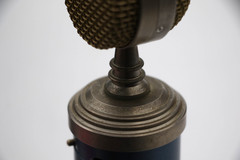 Blue Bluebird SL Condenser Microphone W/ Blue Wooden Case