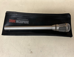 Shure SM82 Wired Dynamic Unidirectional Microphone w/ Shure Pouch, Silver