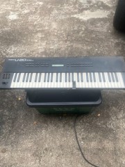 Roland U-20 RS-PCM 61 Key Synthesizer Keyboard-non working