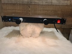 Furman PL-8 Power Line Conditioner and Surge Protector w/Lights
