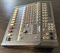 Mackie DFX12 12-Channel Integrated Live Sound Mixer with Effects