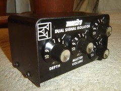 Maestro Dual Signal Isolator, Chicago Musical Instruments Co., 2 In/Out, Vintage