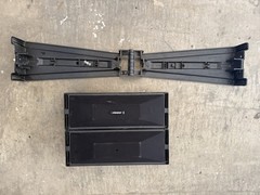 Bose Series 402 Professional Loudspeakers & Transit Case